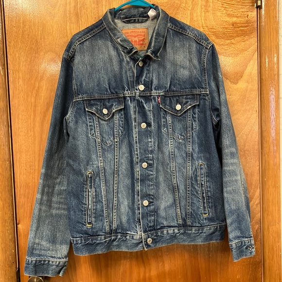 Signature by Levi Strauss Other - Levi’s men’s medium denim jacket